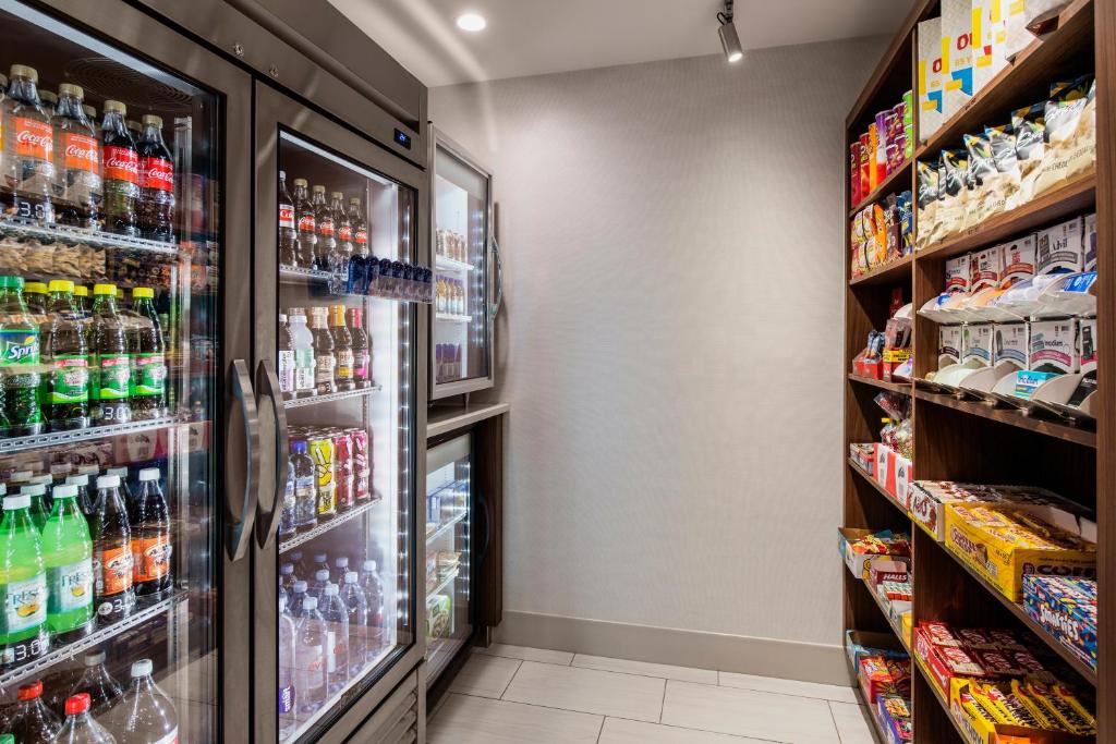 Holiday Inn Express Hotel & Suites Saskatoon by IHG - Resim 20