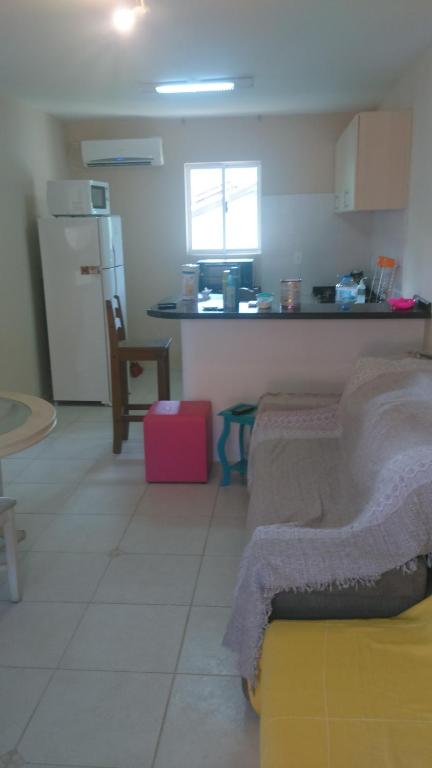  Aluguel Apartamento de 2 dorm proximo mar Bombinhas SC