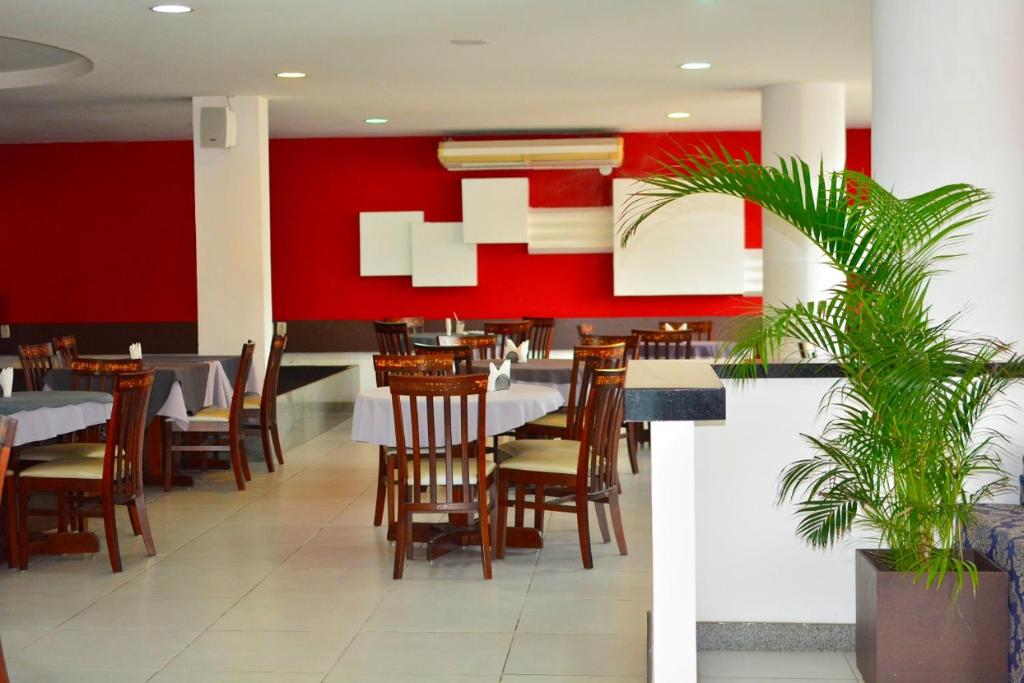Restaurace v ubytování Hotel Áster