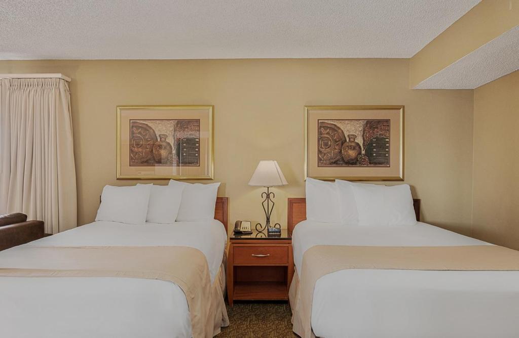 Chase Suite Hotel Rocky Point Tampa - Studio Suite With Two Double Beds