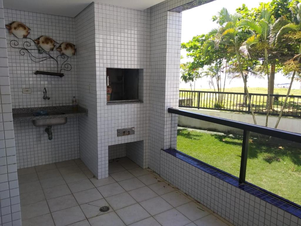  Apto Pe na areia em Bertioga apto 6 pessoas