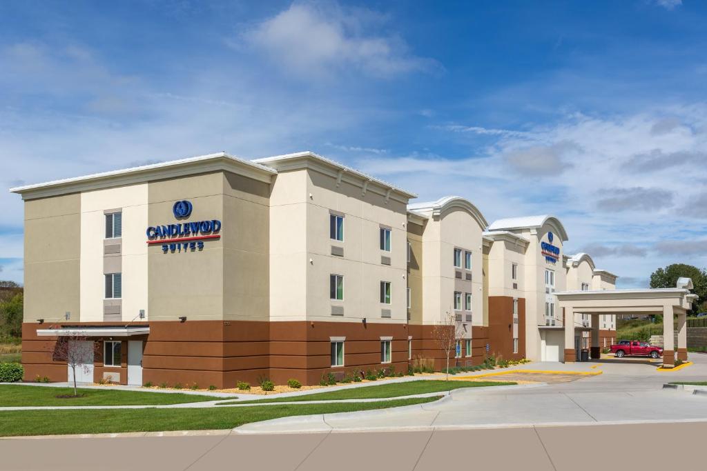 a rendering of a cranberry inn and suites at Candlewood Suites - Davenport, an IHG Hotel in Davenport