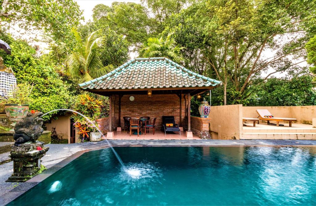 Piscina di Tanah Merah Art Resort by AGATA o nelle vicinanze