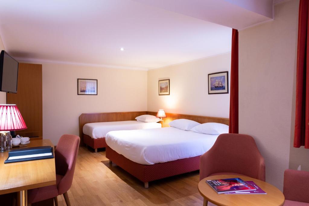 Hotel Perrin - former Carlton - Resim 27