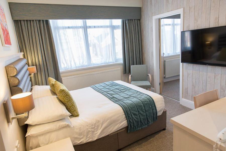 St Ives Hotel - 