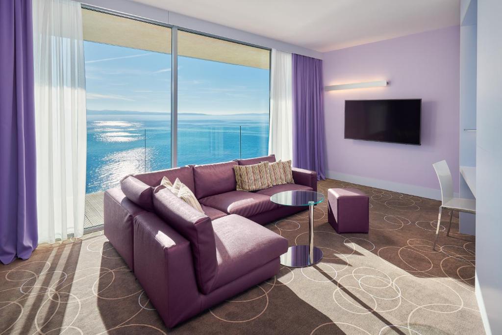 Radisson Blu Resort & Spa - 海景和阳台的上级套房