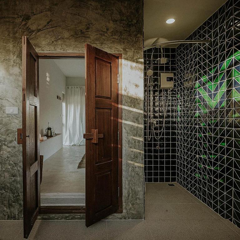 Koupelna v ubytování Baan Lek Villa