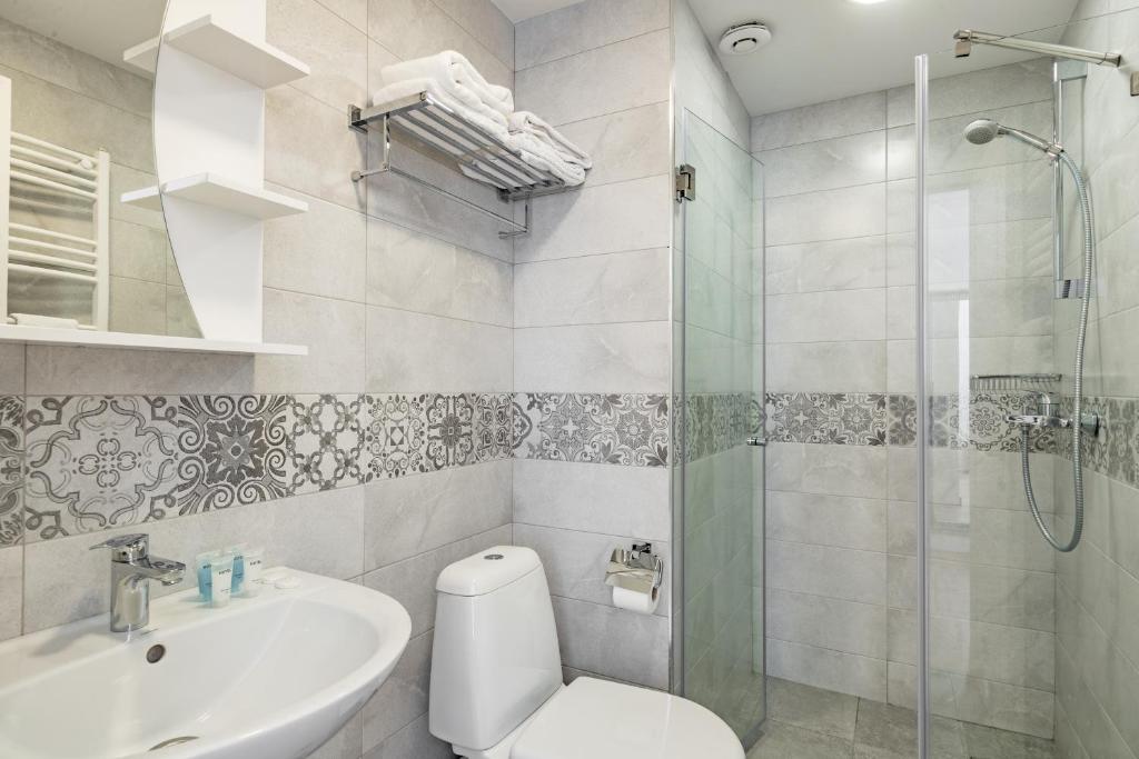 Koupelna v ubytování Kokhta Plaza Boutique Hotel