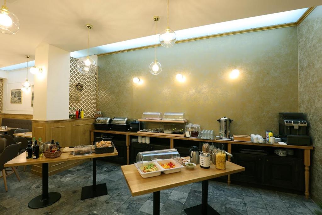 U Stare Pani - At the Old Lady Hotel - Resim 18