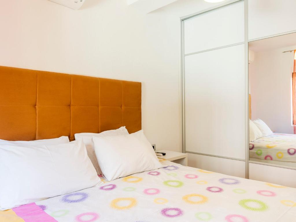 Apartments Windrose - Comfort One Bedroom Apartment With Sea View