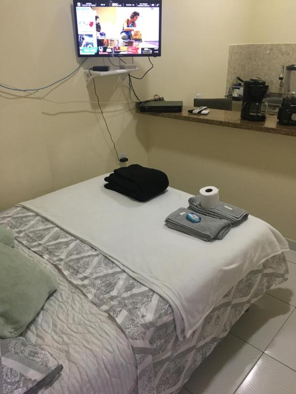 KITNET FLAT VIP no Centro com Wi-Fi disp