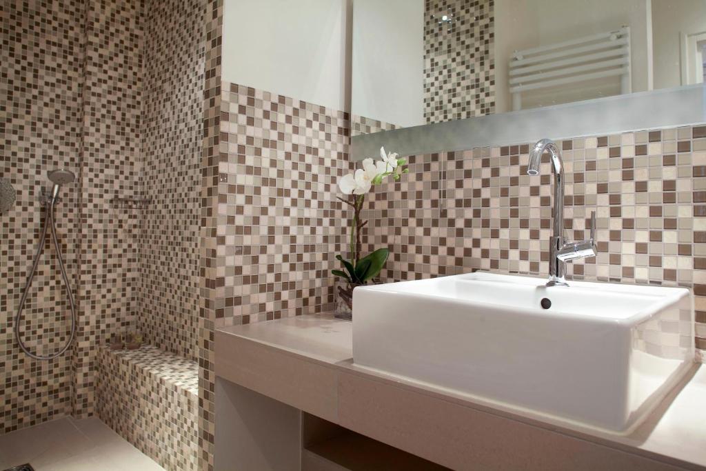 Hôtel Mayet - Resim 27