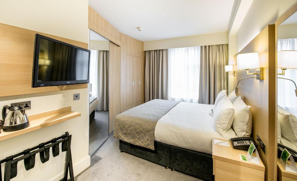 Holiday Inn London Kensington High St., an IHG Hotel - 