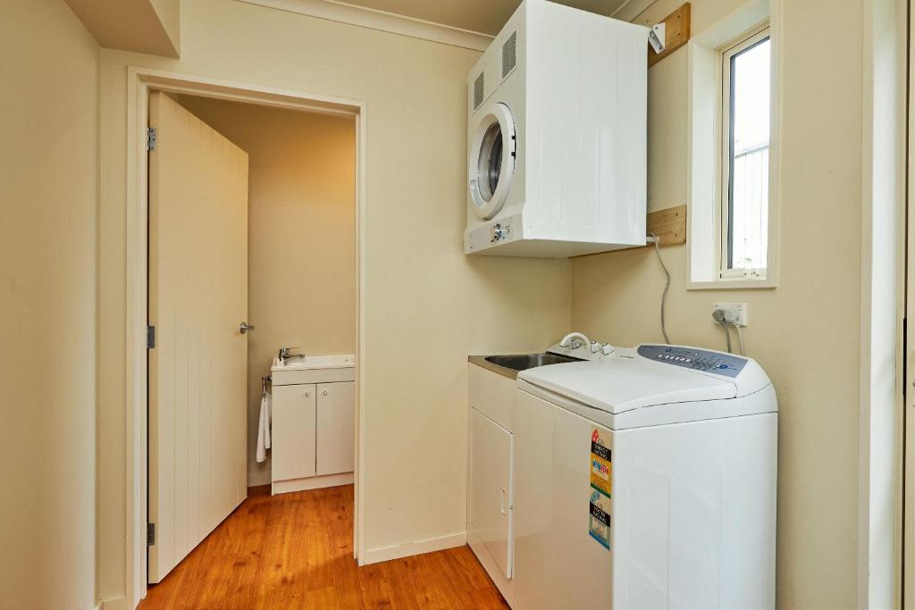 The White Morph - Heritage Collection - Resim 36