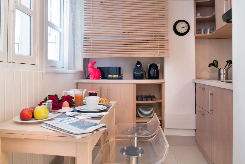 Hôtel Mayet - Resim 26