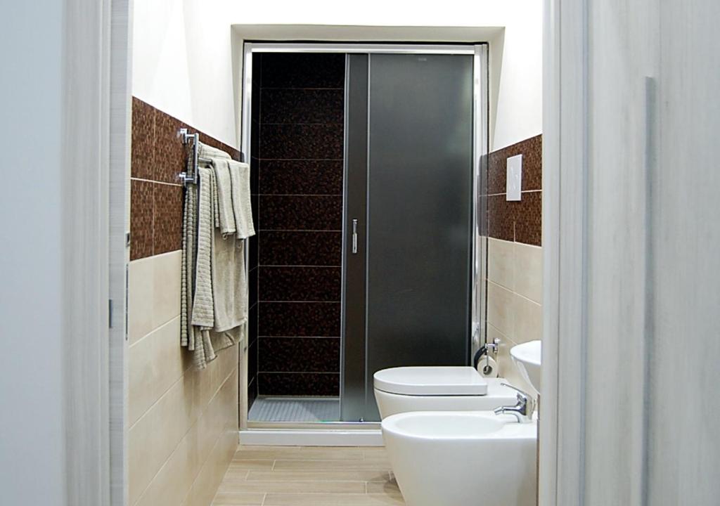Kopalnica v nastanitvi B&b Vittorio Emanuele II