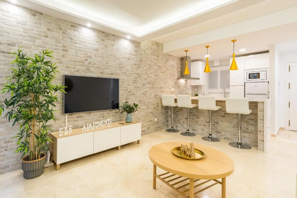 Amazing apartment in the old town with pool, Málaga, Spania