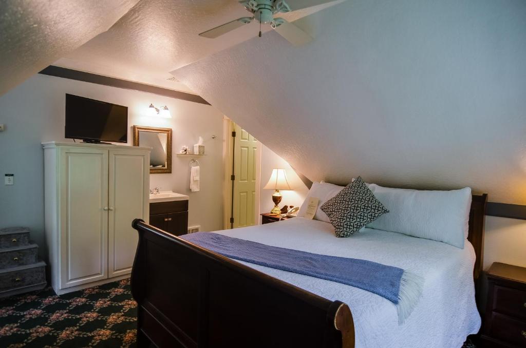 The Campbell House Inn - Camera Doppia Con Vista Giardino