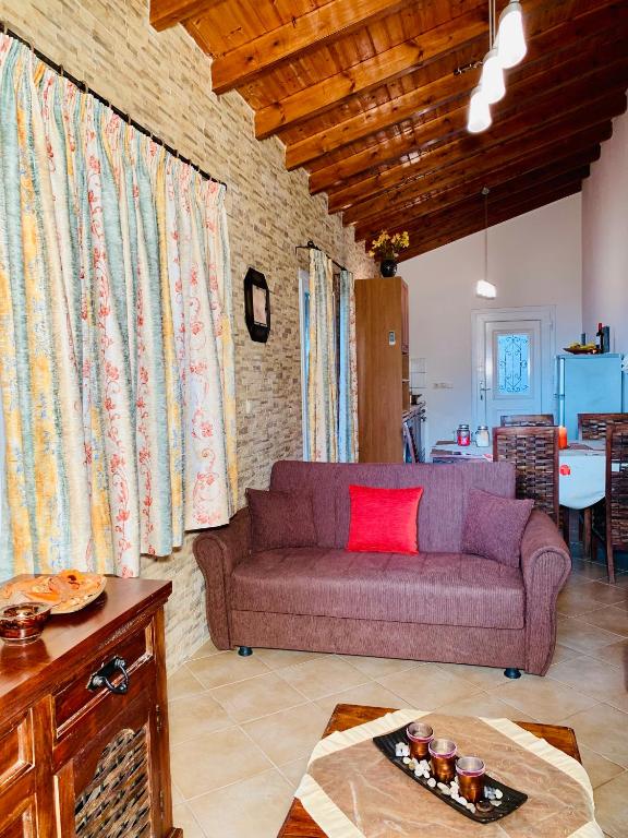Posezení v ubytování Ermones Amber Villa