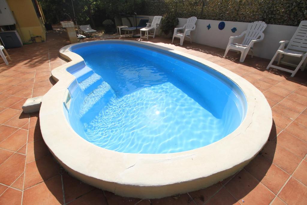 Villa Elisa a Bosa - Incantevole B&B con piscina