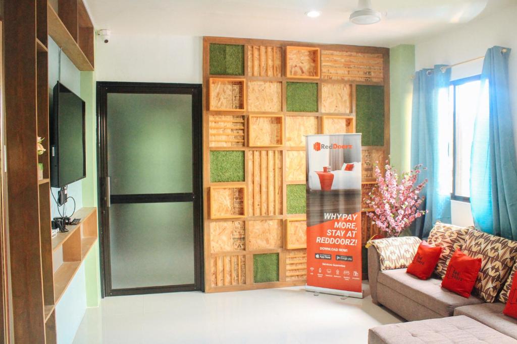 Postel nebo postele na pokoji v ubytování RedDoorz @ Taloto District Tagbilaran
