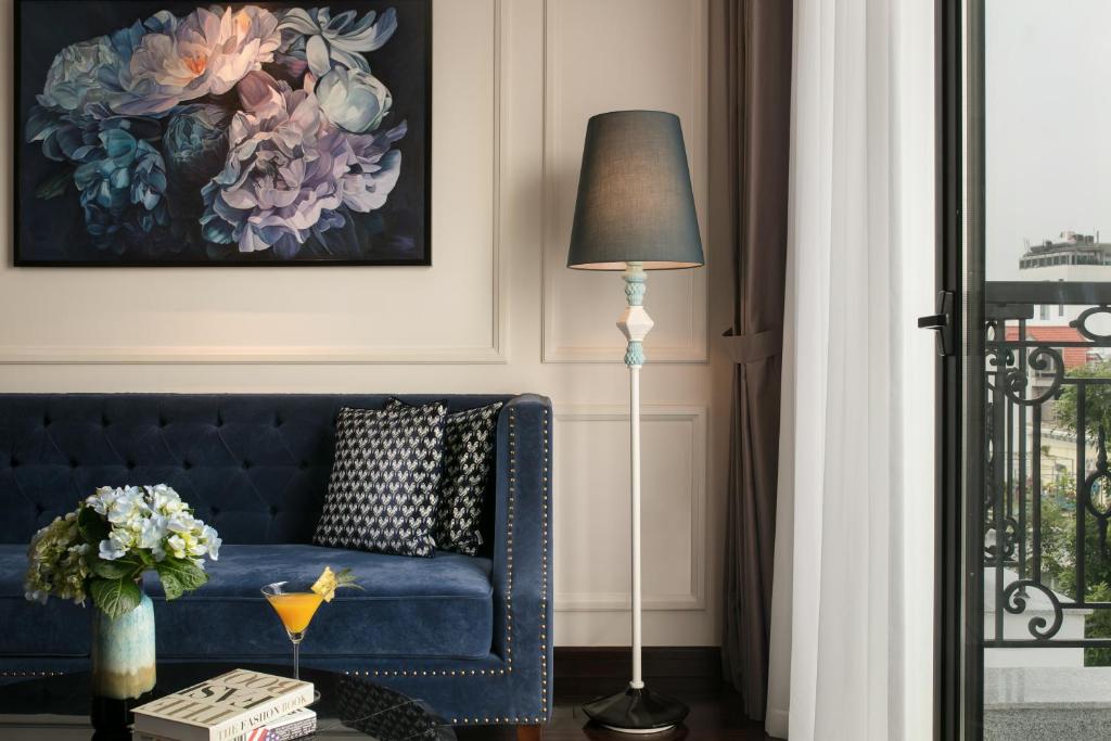Suite Anatole Có Ban Công