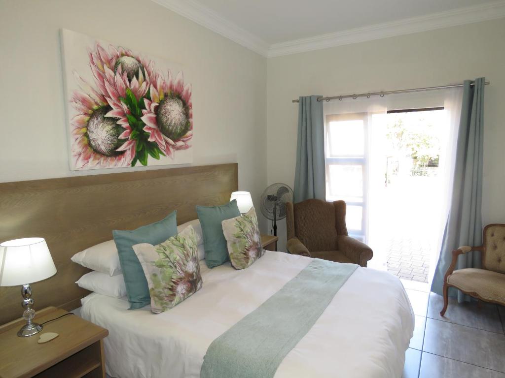 Sunbird Garden Cottage - 
