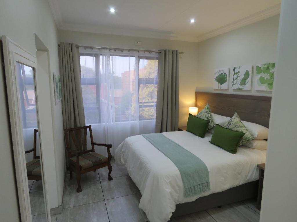 Sunbird Garden Cottage - 