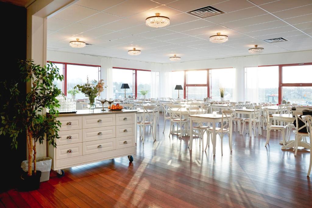 Restaurace v ubytování Hotell Vesterhavet