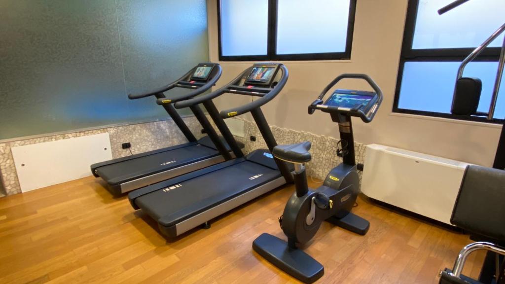 Fitness centrum a/nebo fitness zařízení v ubytování Art & Hotel Aeroporto