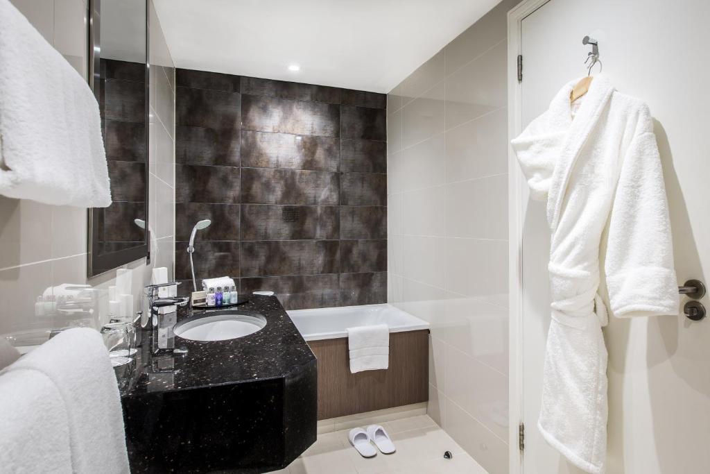 
King Suite - Non-Smoking
