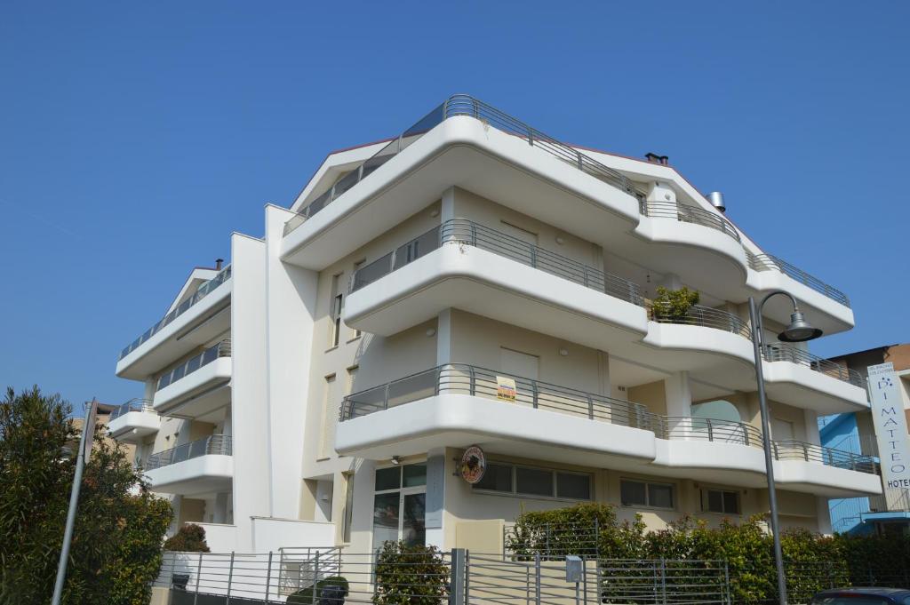 Croazia 3 - Housity