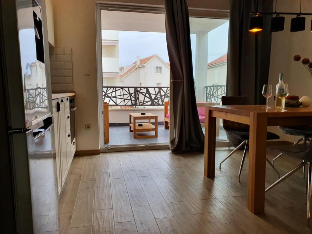 Rõdu või terrass majutusasutuses L & L Apartmani