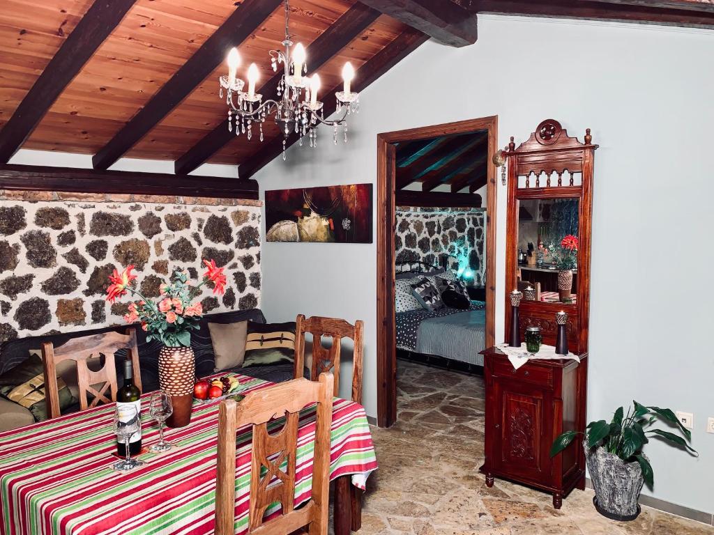 A seating area at Ermones Emerald Villa