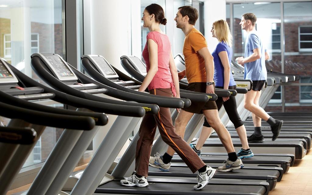 Fitness centrum a/nebo fitness zařízení v ubytování centrovital Hotel Berlin
