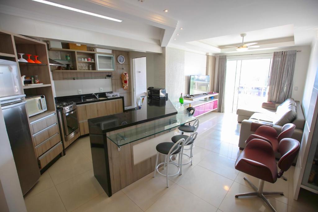  Family Confortable AP 3 vagas de garagem BC centro