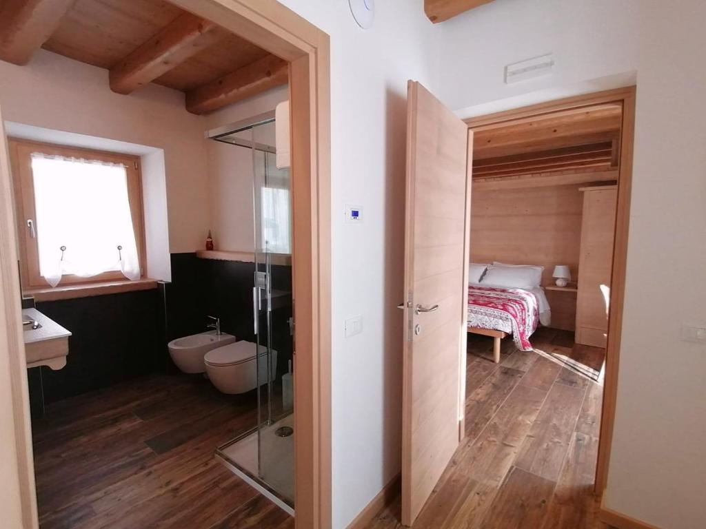 Koupelna v ubytování Ai Larici