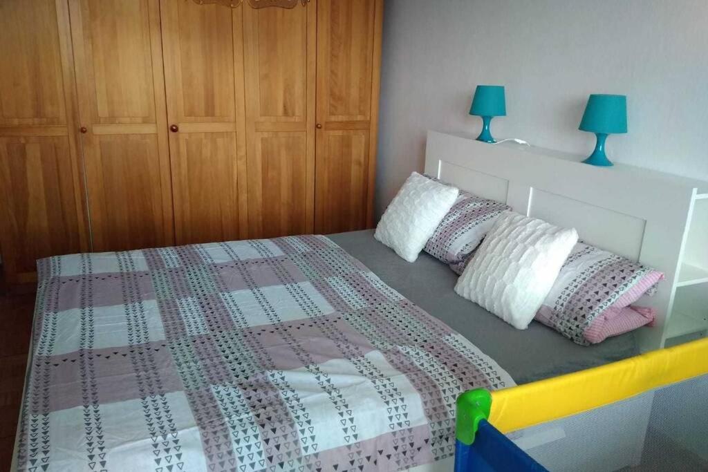 Postel nebo postele na pokoji v ubytování Apartmán se zahradou v Protivíně
