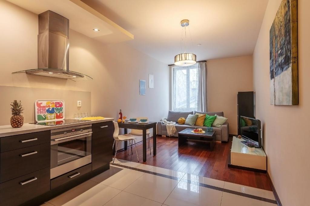 Centre Apartments-Old Town - One-Bedroom Apartment - Łobzowska 22 Street