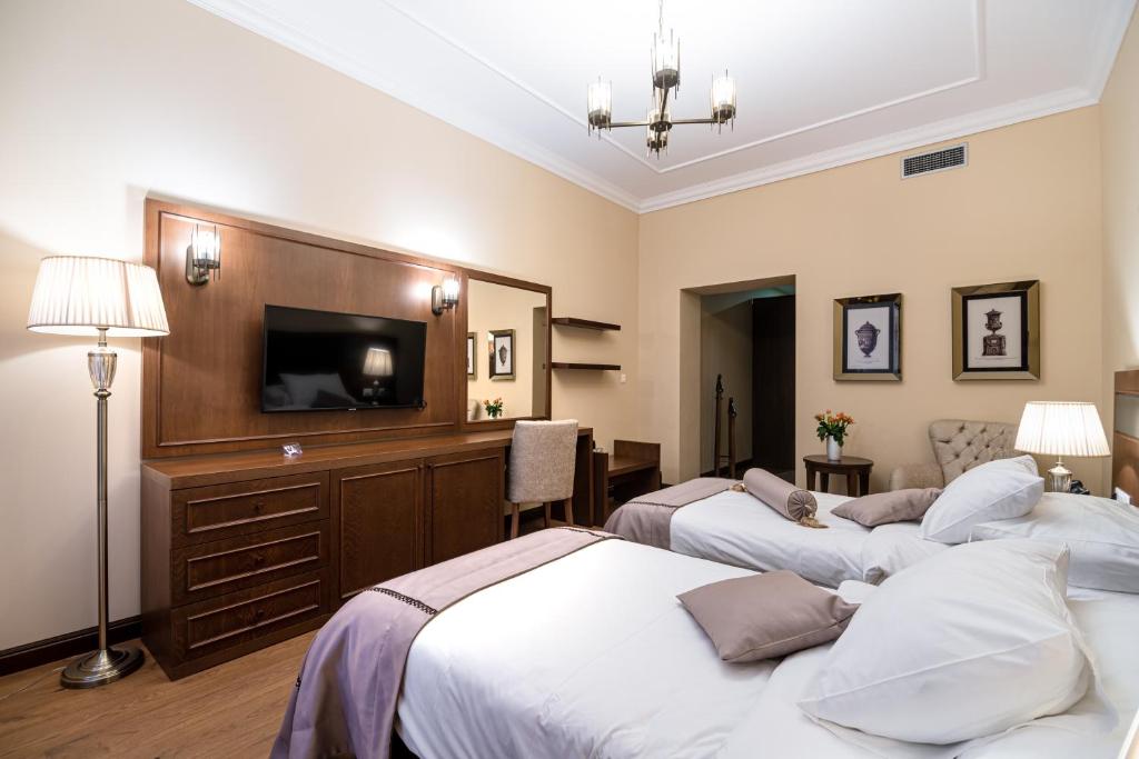 
Standard Double or Twin Room
