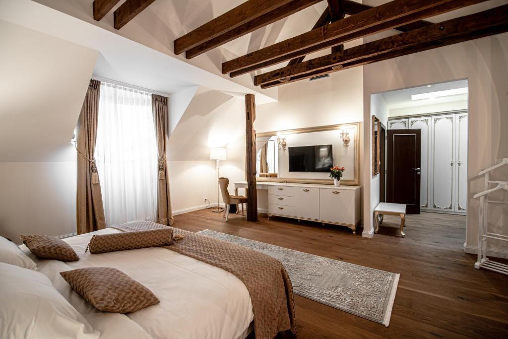 Hotel Michael's Palace - Resim 6