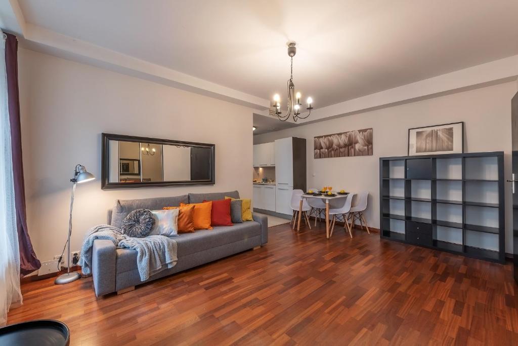 Centre Apartments-Old Town - Deluxe Apartment - Łobzowska 22 Street