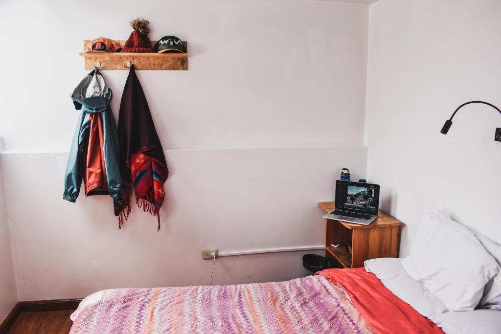 Postel nebo postele na pokoji v ubytování AlterNative Hostels