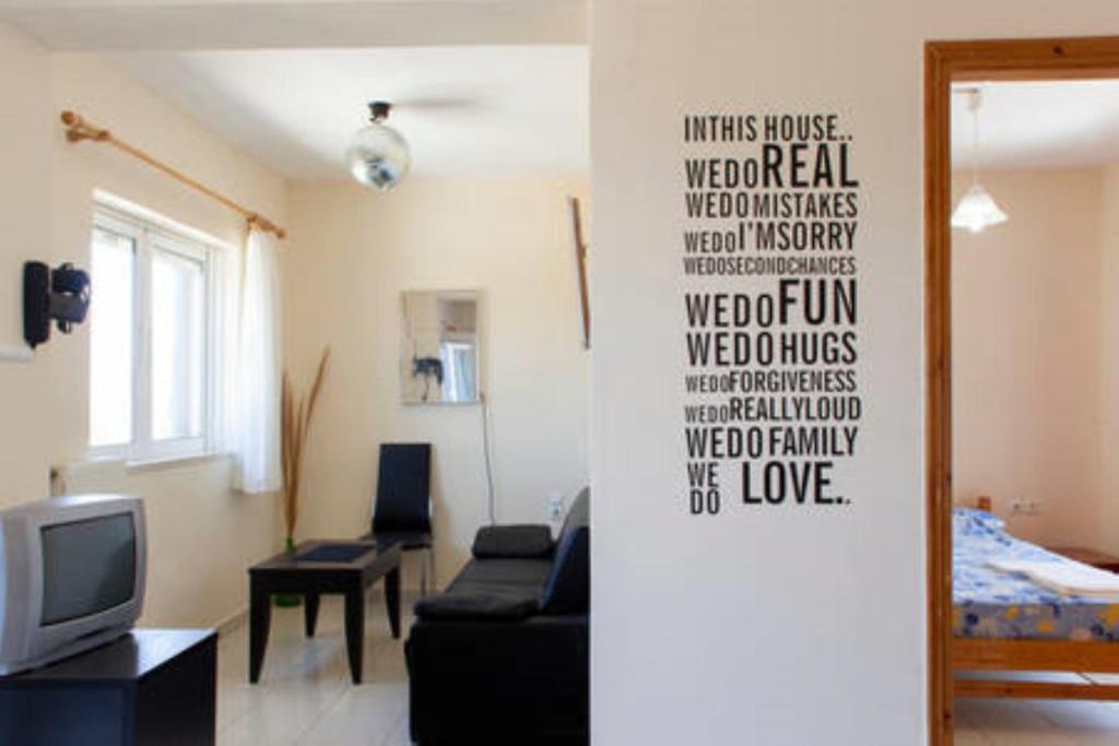 Makis Apartments - Appartement D'une Chambre