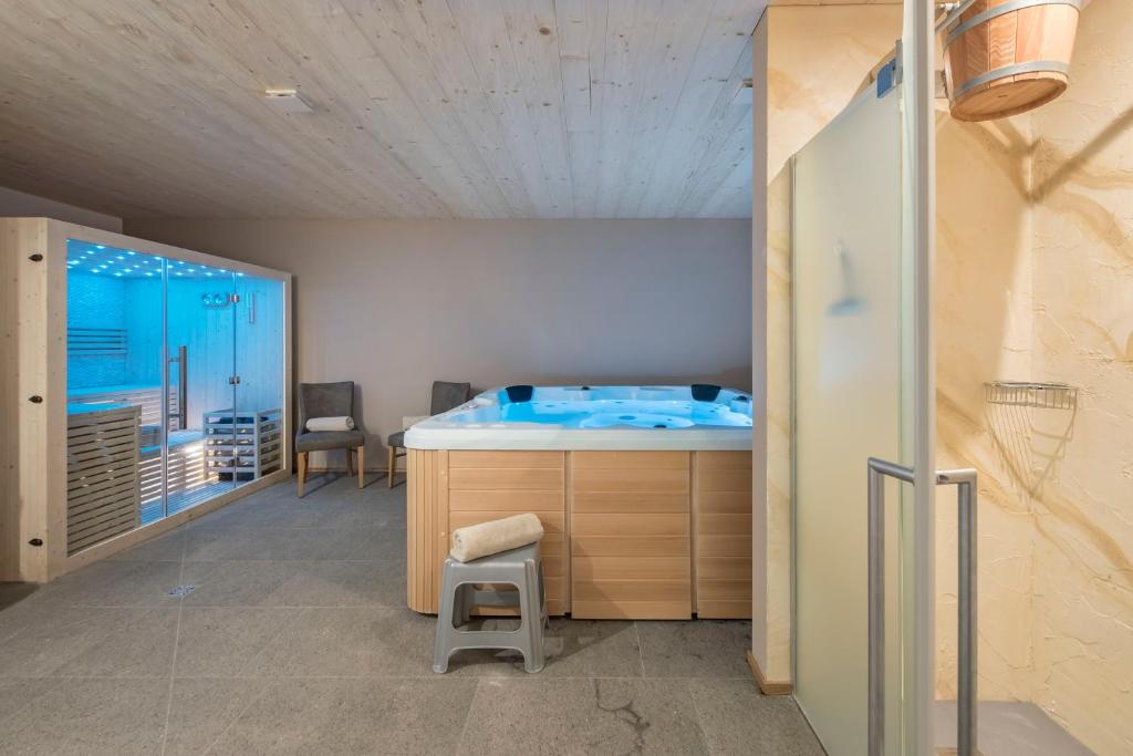 Fotografie z fotogalerie ubytování Appartaments Morans v destinaci Maranza