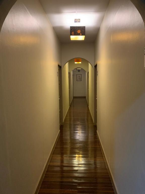 Achcha hotel - itsaraphap MRT station - Wat Arun - Resim 15