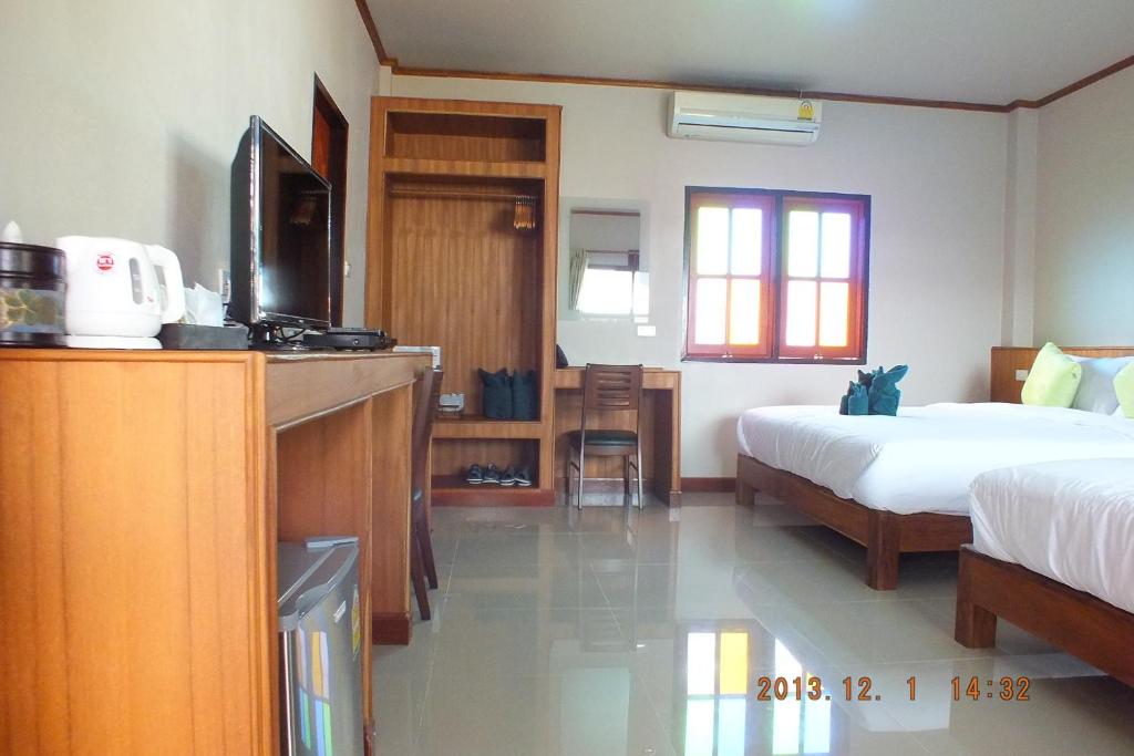 Medio De Pai - Salle Familiale (4 Adultes)