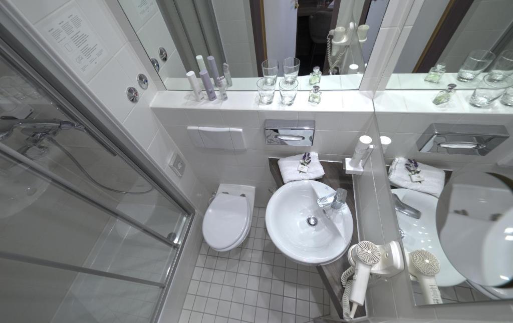 Lizz Hotel Munich - Resim 13