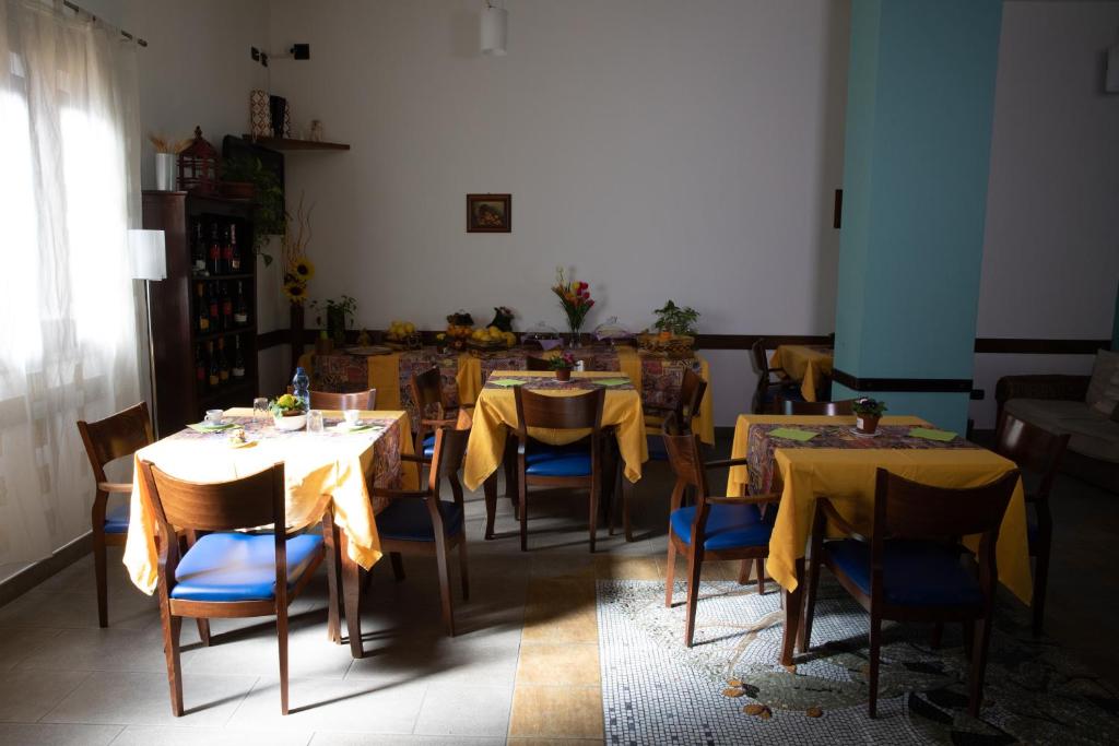 Restaurace v ubytování Hotel Merlino