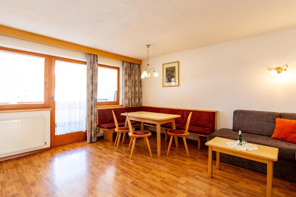 Posezení v ubytování Pension Alpenrose